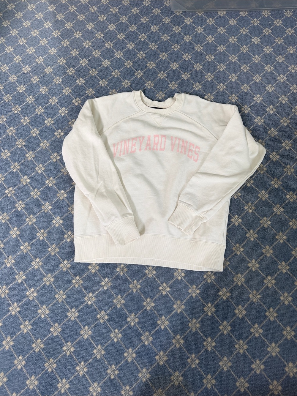 Vineyard Vines Cream Crewneck Sweatshirt with Pale Pink Logo